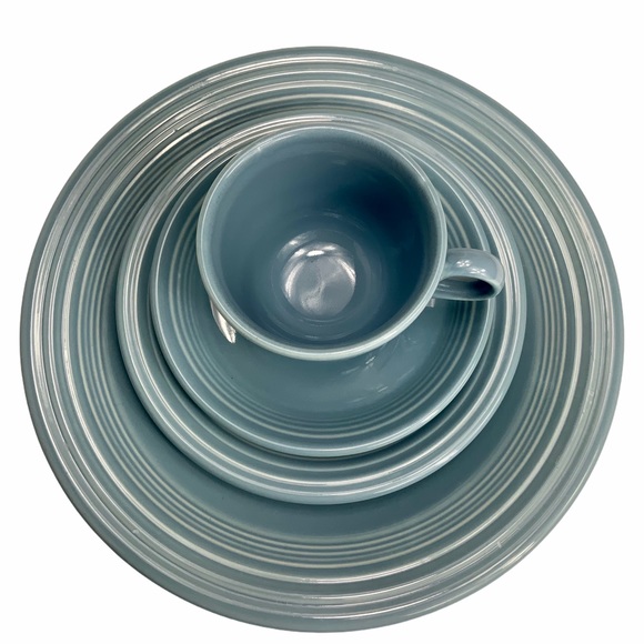 FIESTAWARE Retired Perwinkle 4 Piece set. - Picture 5 of 7